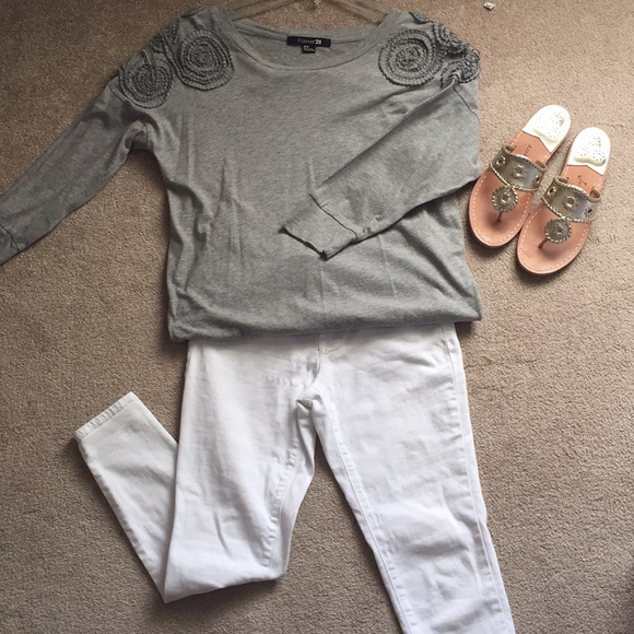 Forever 21 3/4 Length Top - Picture 1 of 4